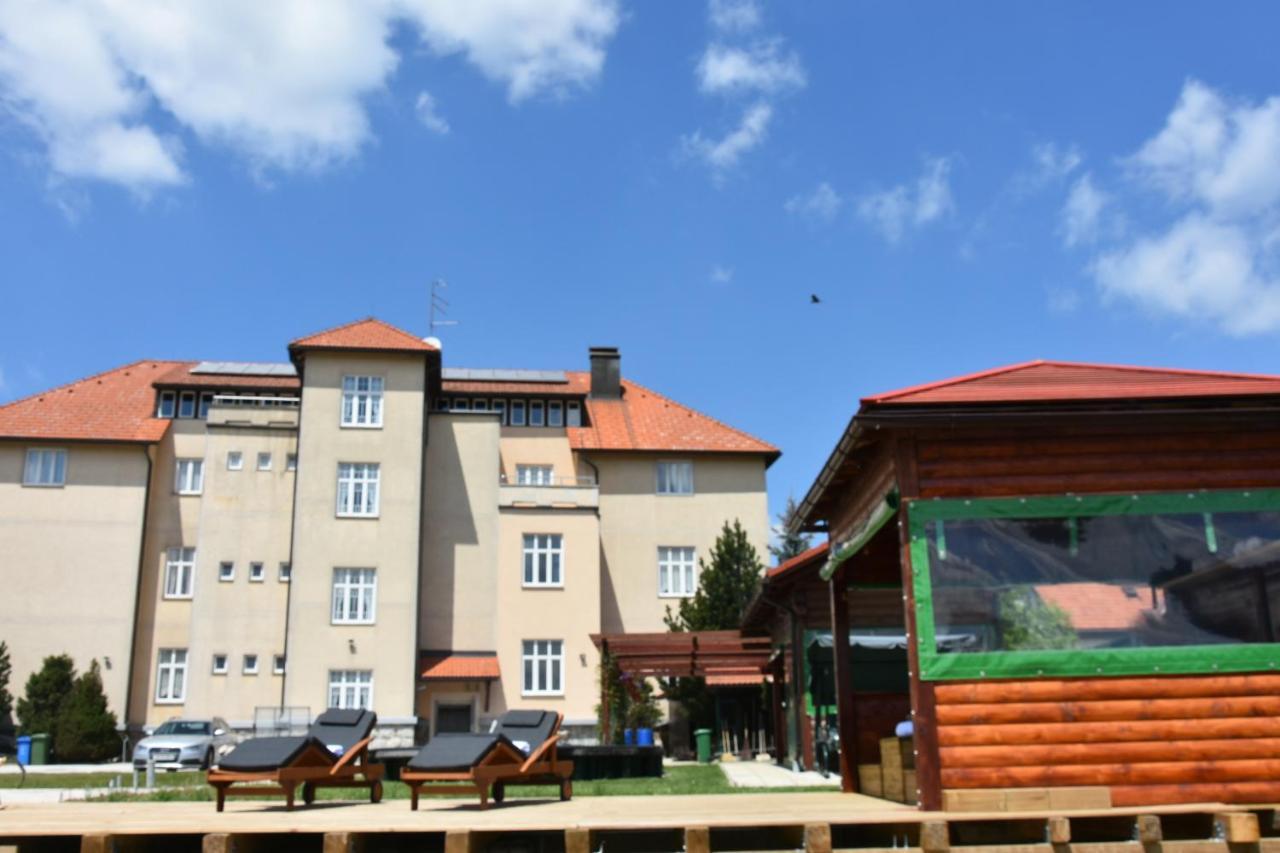 Apartments And Rooms Kod Eli Ravna Gora Dış mekan fotoğraf